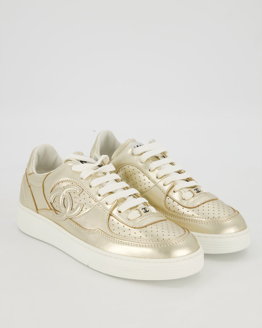 Chanel Metallic Gold Low Top Sneakers with Interlocking CC Logo in Leather Size EU 37