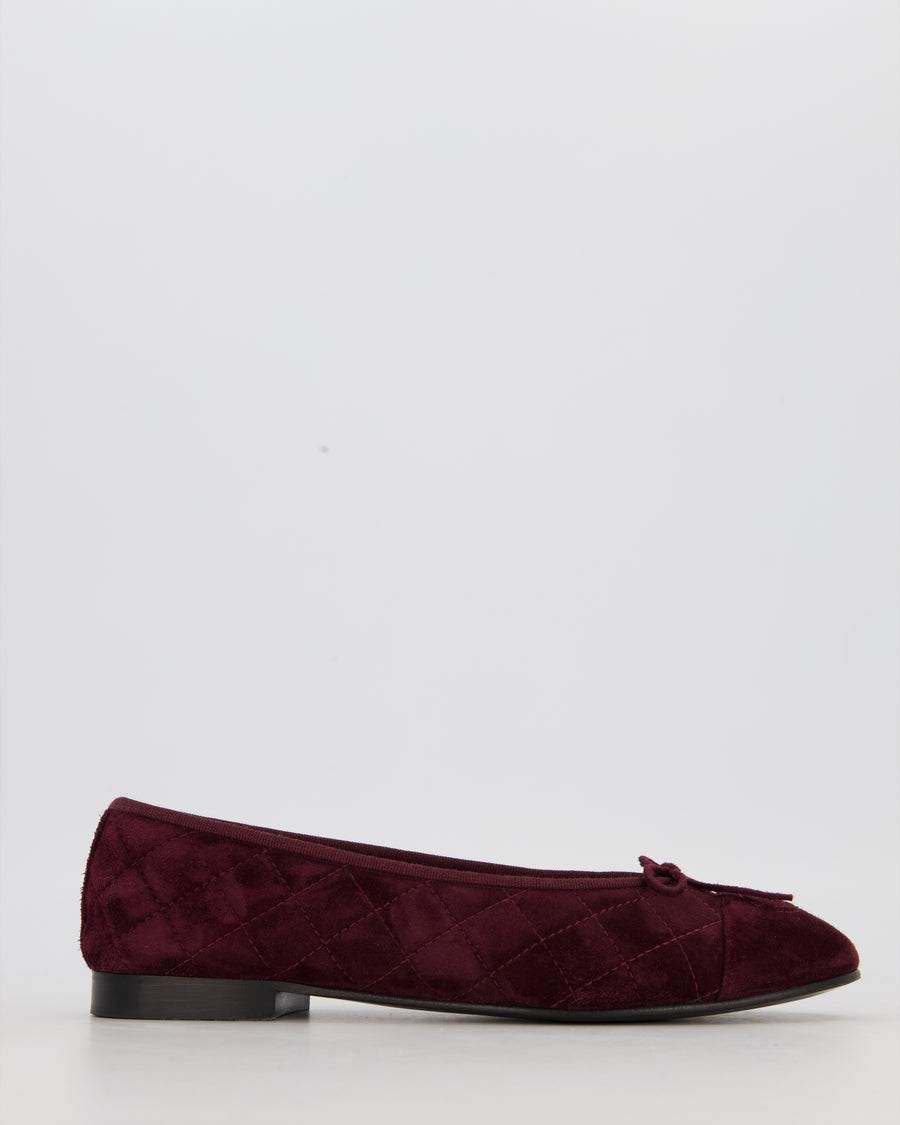 Chanel Ballet Flats in Burgundy with CC Logo In Suede Leather Size EU 39.5 C