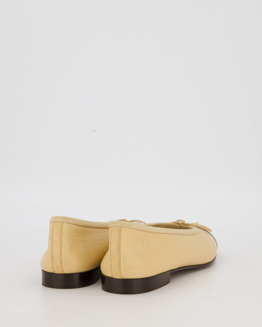 Chanel Beige Ballet Flats With Black Toecap and CC Logo In Lambskin Leather Size EU 39.5