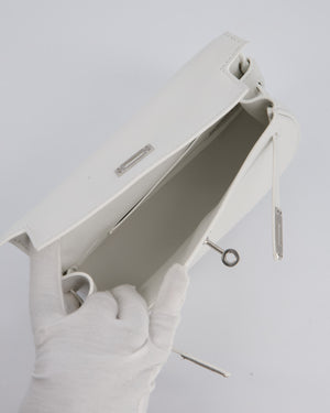 Hermès Kelly Moove Bag in Blanc Swift Leather with Palladium Hardware