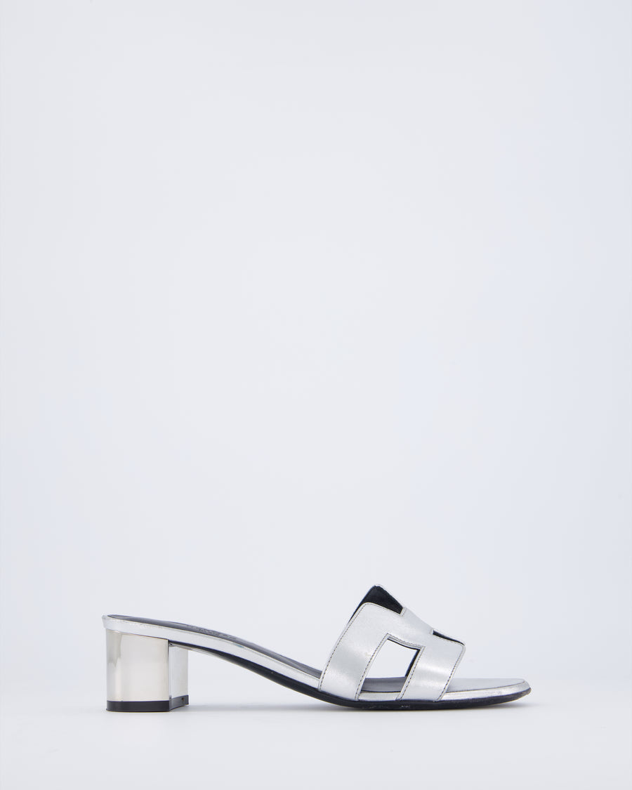 Hermès Oasis Sandals in Gris Argenté Goatskin Leather Size EU 37.5