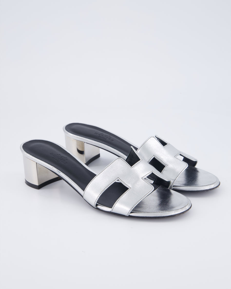 Hermès Oasis Sandals in Gris Argenté Goatskin Leather Size EU 37.5