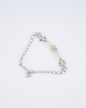 Chanel 23/S Silver Diamond Pearl Choker with CC Logo Detail