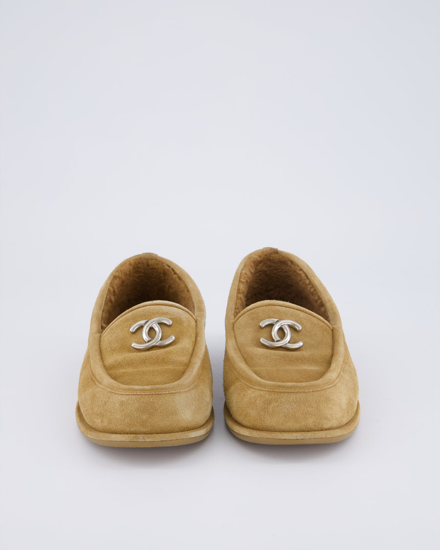 Chanel Caramel Suede Loafers with CC Logo Shearling Lined Size EU 37C