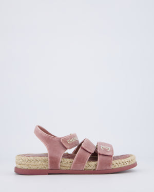 Chanel Rose Pink Velvet Raffia Dad Sandals with Champagne Gold CC Logo Size EU 37C