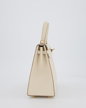 *RARE* Hermès HSS Kelly 25 Sellier Bag in Verso Craie and Jaune Ambre Epsom Leather with Permabrass&nbsp; Hardware