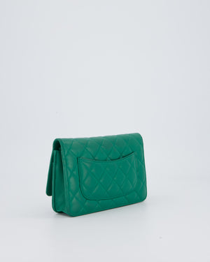 Chanel Green Wallet on Chain Bag with CC Logo in Lambskin Leather with Champagne Hardware