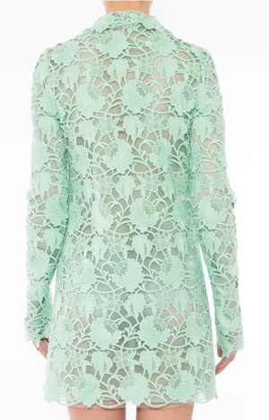 Giambattista Valli Mint Green Macrame Lace Coat with Silk Bow Closure Detail Size IT 38 (UK 6)