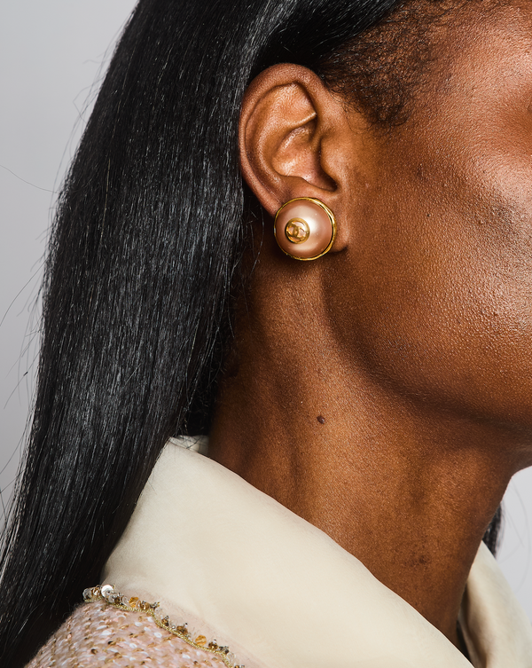 Chanel 2008 Vintage Rose Pearl and Gold CC Logo Small Round Clip On Earrings