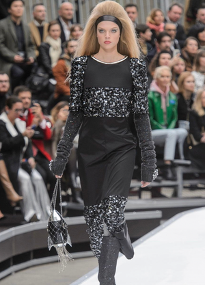 *COLLECTOR'S PIECE* Chanel FW17 Runway Black Plexiglass Rocket Ship Bag with Silver Hardware and Crystal Details