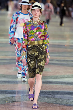 Chanel Coco Cuba Resort 2017 Multicolour and Metallic Gold Jumper with Floral Mosaic Detail Size FR 38 (UK 10)