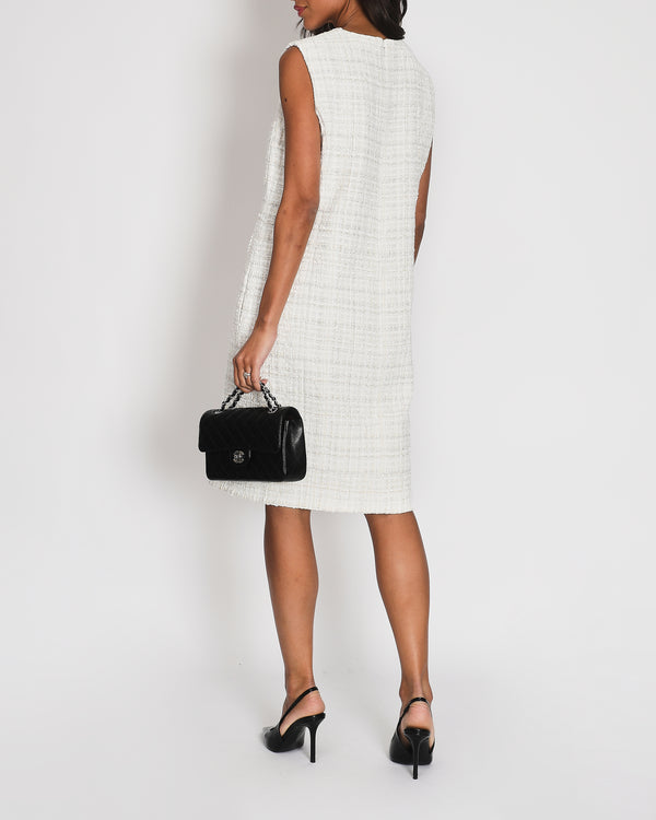 *HOT* Chanel 21A Ivory Tweed Runway Sleeveless Dress with Black Velvet & Pearl Button Detail FR 40 (UK 12) RRP £6120