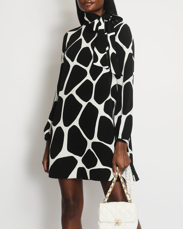 Valentino Black Giraffe Print Long Sleeve Midi Dress with Neck Tie Detail IT 40 UK 8)