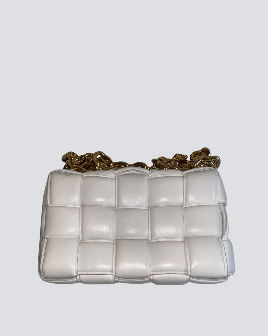 Bottega Veneta White Leather Chain Cassette Bag in Chalk Calfskin Leather With Gold Hardware
