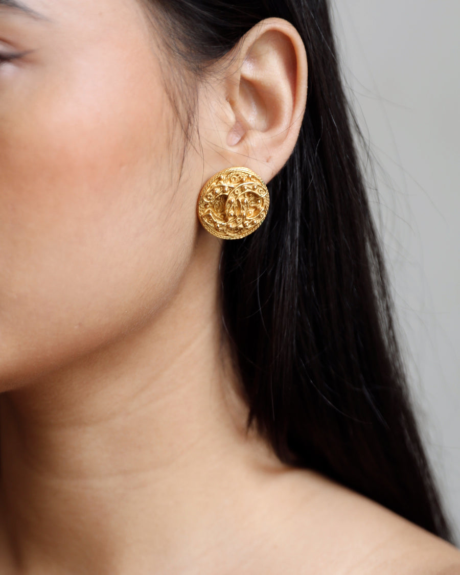 Chanel Coco Mark Vintage CC Textured Clip-On Earrings