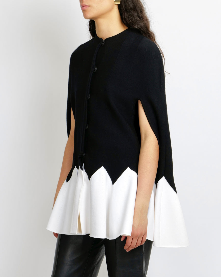 Alexander Mcqueen Black Wool-Blend Cape with Cream ZigZag Contrast Size M (UK 10) RRP £1,780
