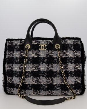 Chanel 25N Grey and Black Quiilted Tweed Shopping Tote Bag With Champagne Gold Hardware and Leather Handle