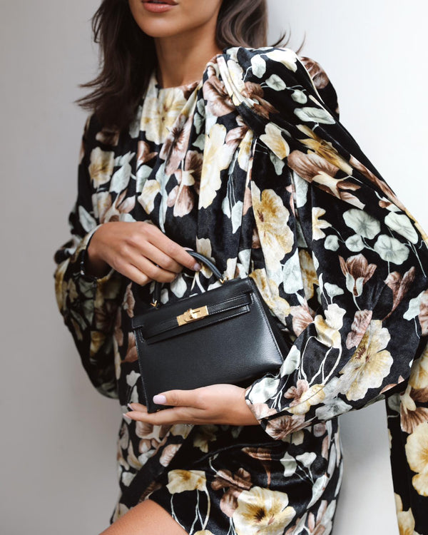 *HOT* Hermès Mini Kelly II 20 Bag In Noir Chèvre Chamkila Leather with Gold Hardware