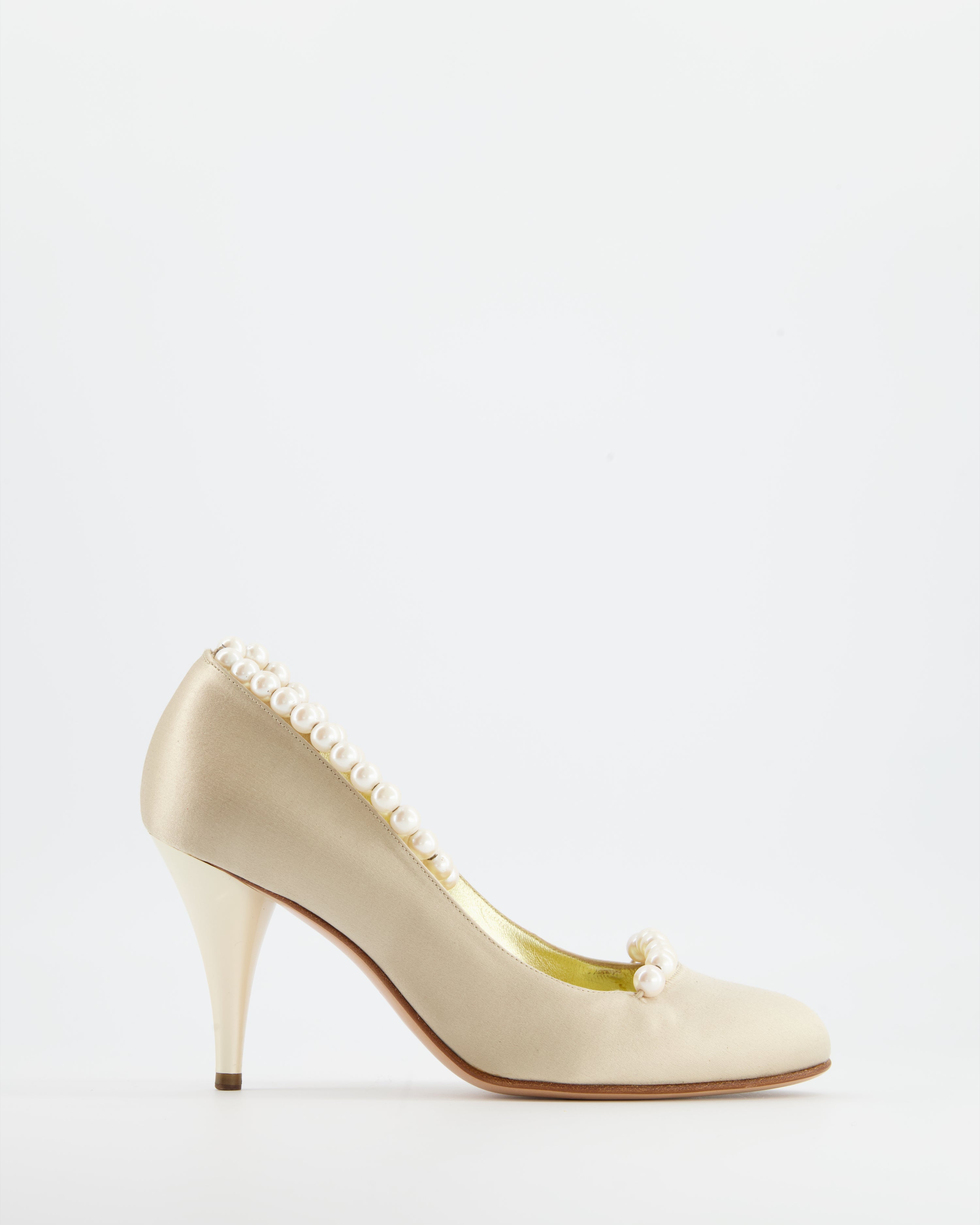 Chanel Cream Satin Heel with Pearl Detail Size 37 – Sellier
