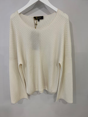 Loro Piana Cream Cashmere Knitted Jumper with Round Neck Size IT 46 (UK 14)